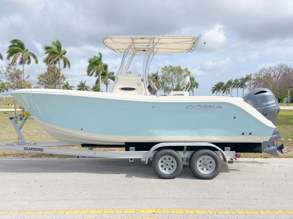 2019 Cobia 220 Center Console