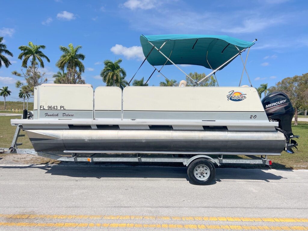 2013 Fiesta 20′ Fundeck Classic