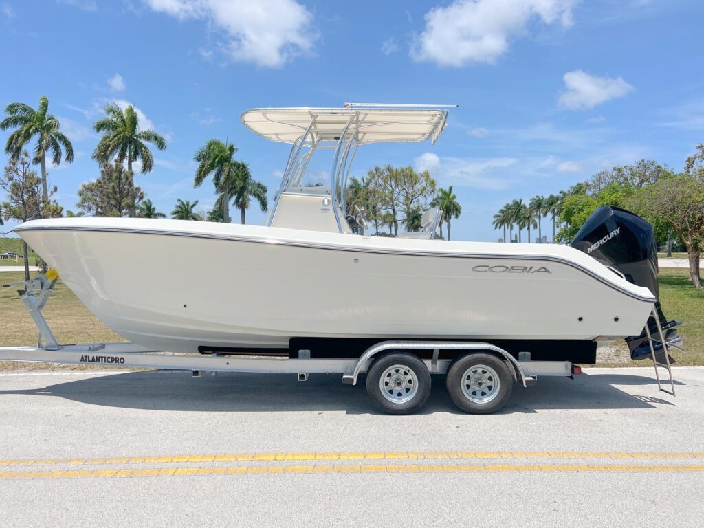 2020 Cobia 237 Center Console