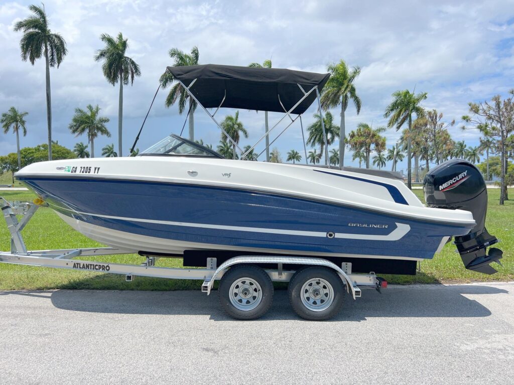 2020 Bayliner VR5 Bowrider OB