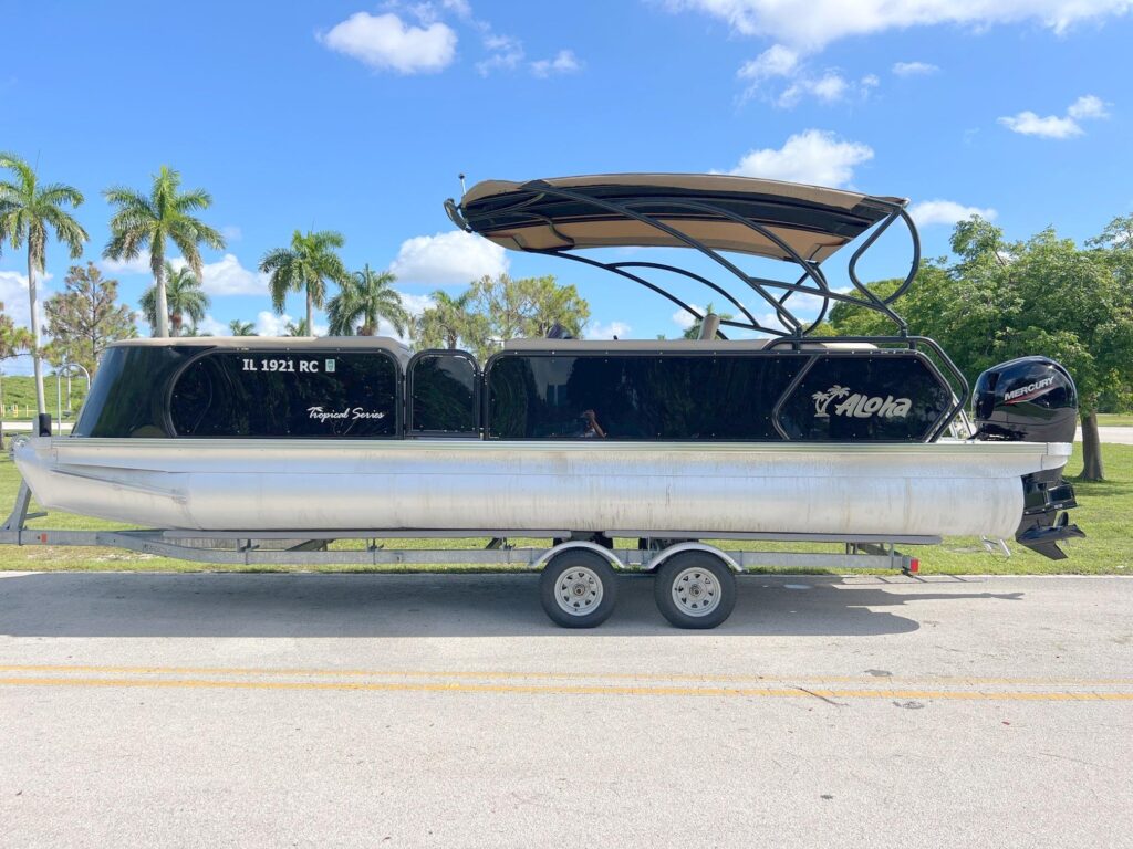 2019 Aloha Pontoon Tropical Series