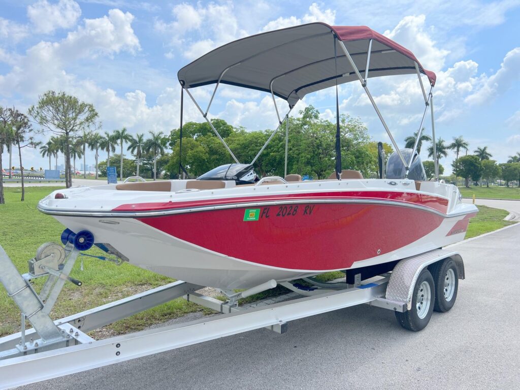 2018 Glastron GT 180