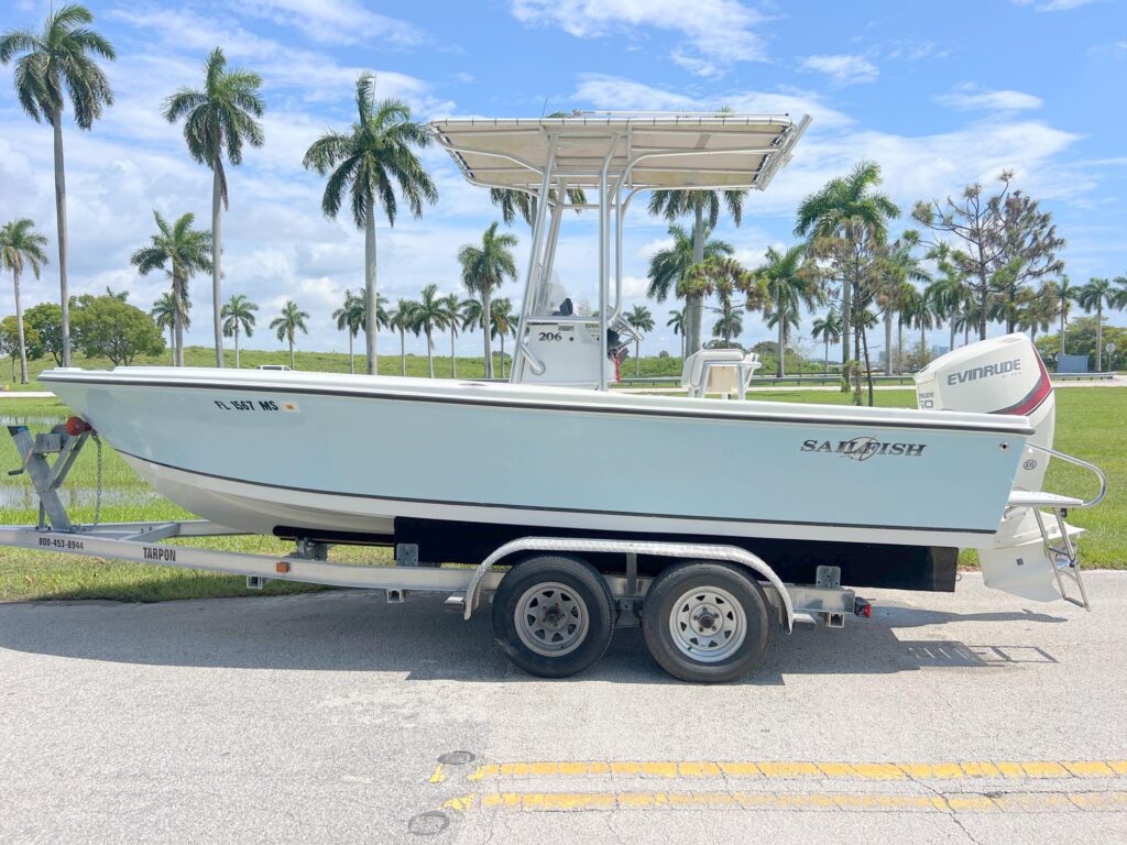 2005 Sailfish 206 CC