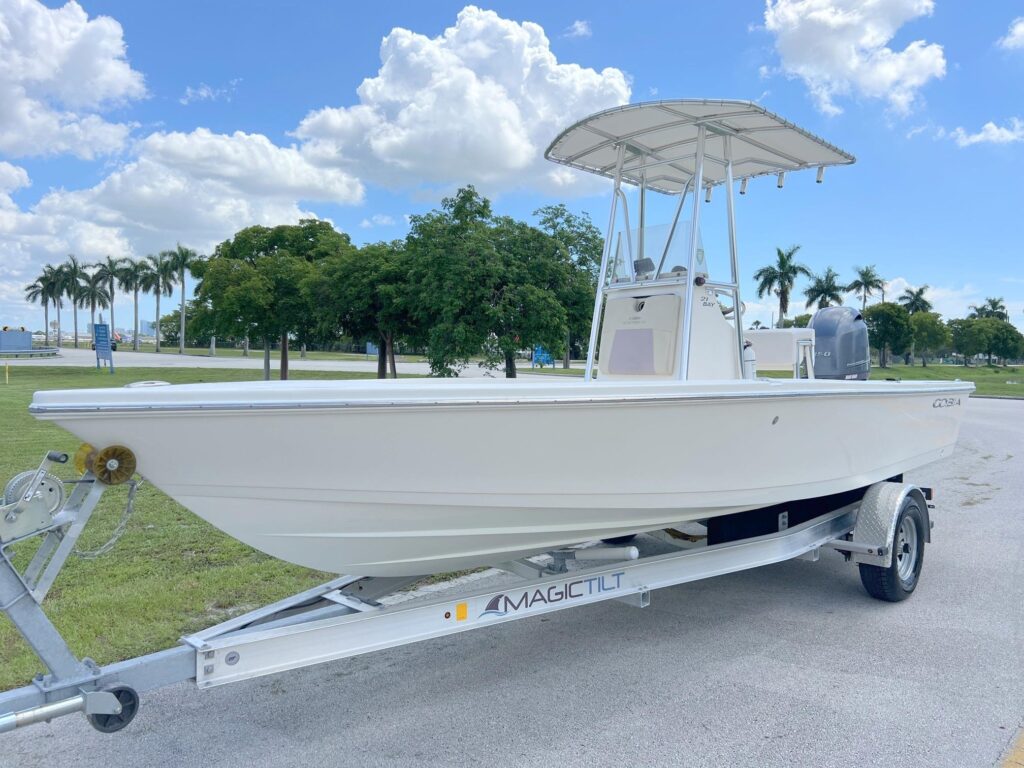 2019 Cobia 21 Bay