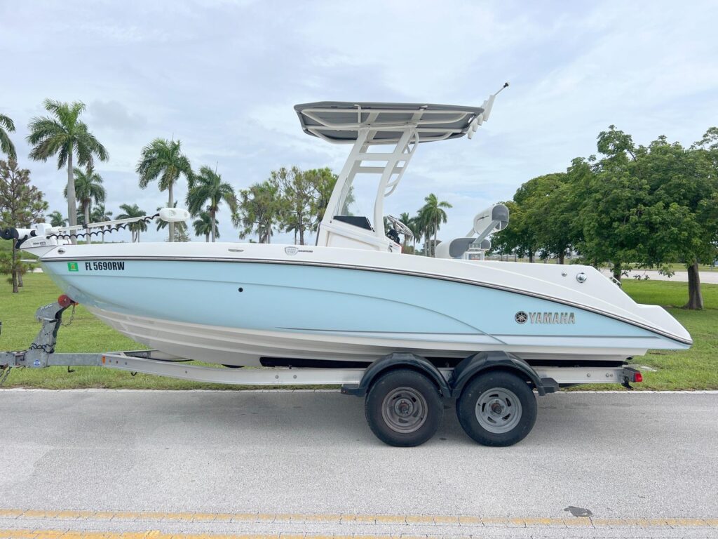 2019 Yamaha Boats 210 FSH