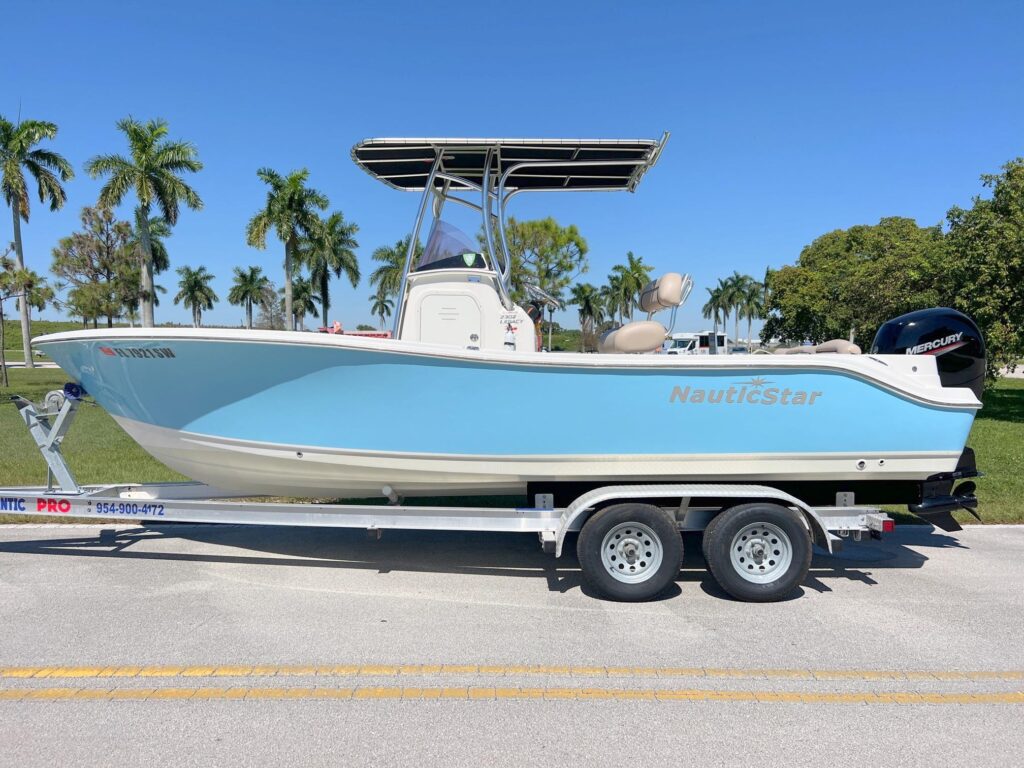 2021 NauticStar 2302 Legacy