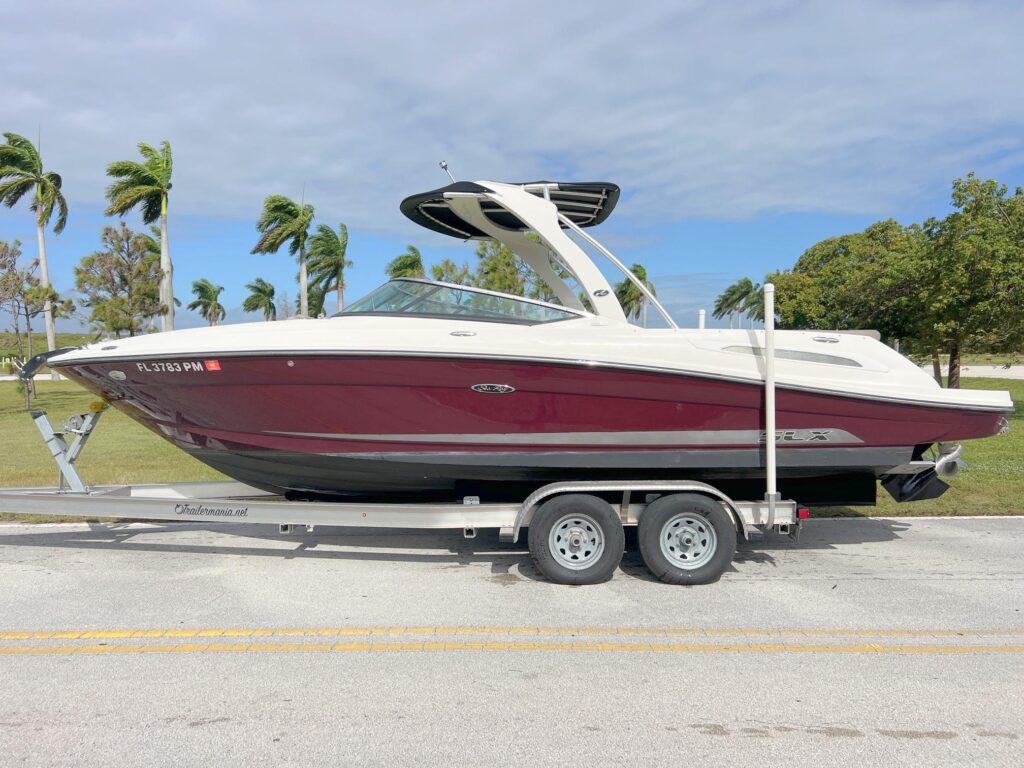 2012 Sea Ray SLX 250