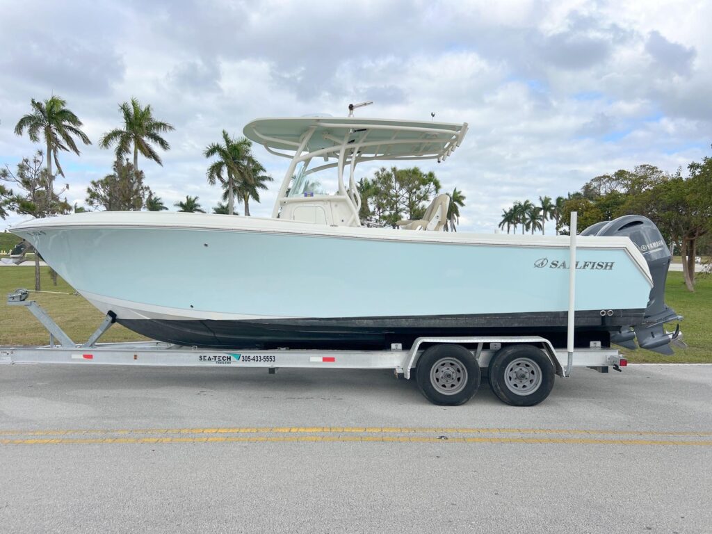 2017 Sailfish 270 CC