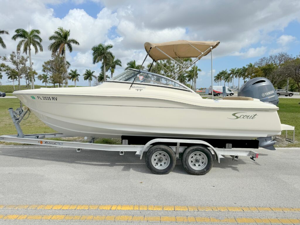 2018 Scout 210 Dorado
