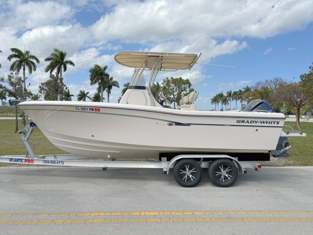 2013 Grady-White Fisherman 230