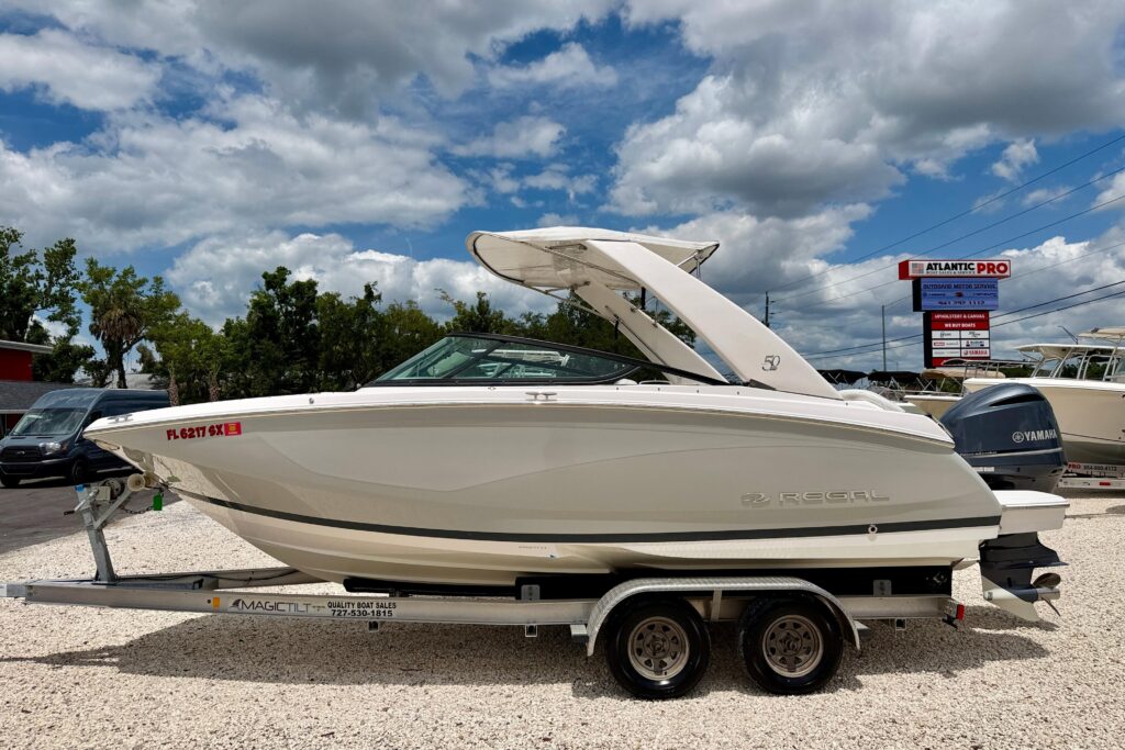 2021 Regal 23 OBX