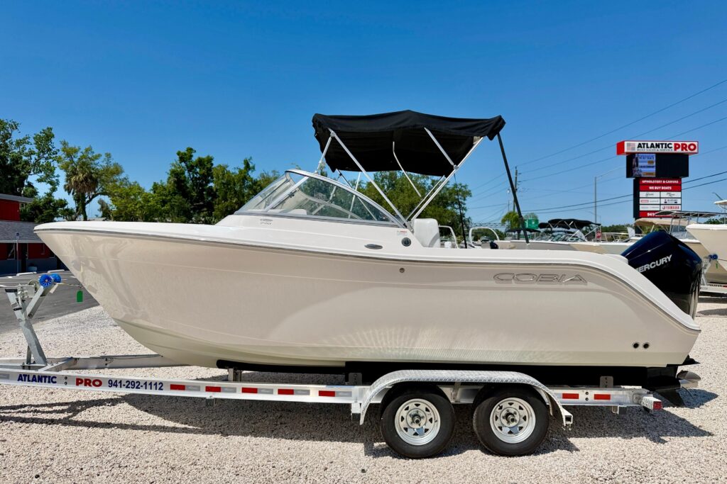 2023 Cobia 220 Dual Console