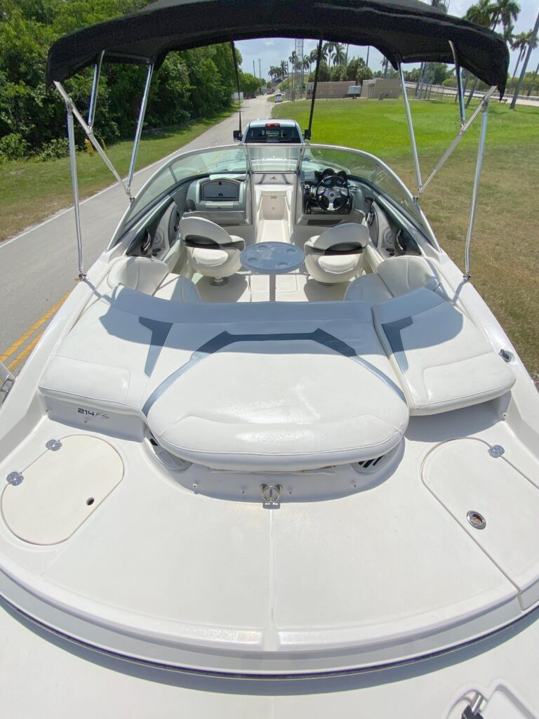 2010 Monterey 214FS