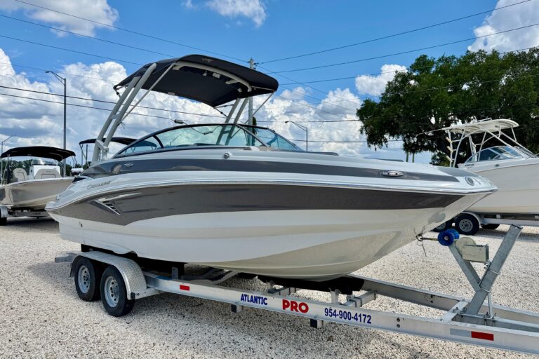 2023 Crownline Eclipse E235 XS