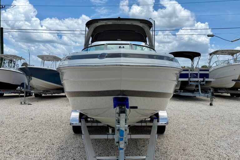 2022 Crownline 260 XSS