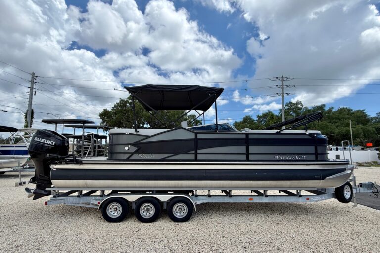 2025 Vanderbilt 700T